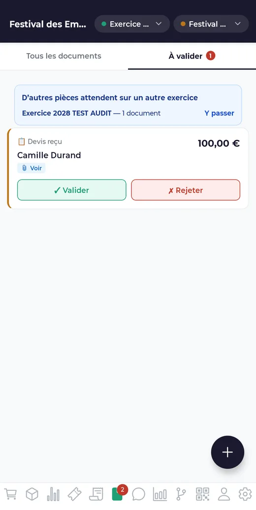 Dans l'application : les documents à valider, avec les boutons Valider et Rejeter